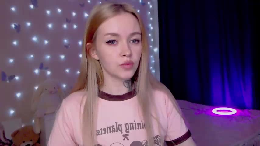 NaughtyMable Live Sex March 15, 2026