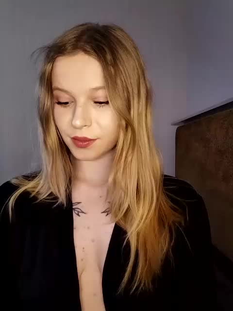 1biscuit1 Live Sex March 15, 2026