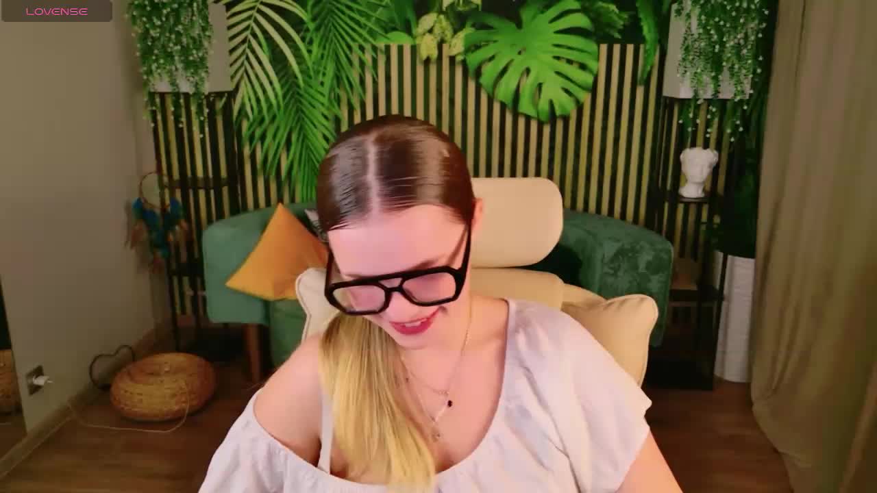 KellyHayden Live Sex March 15, 2026