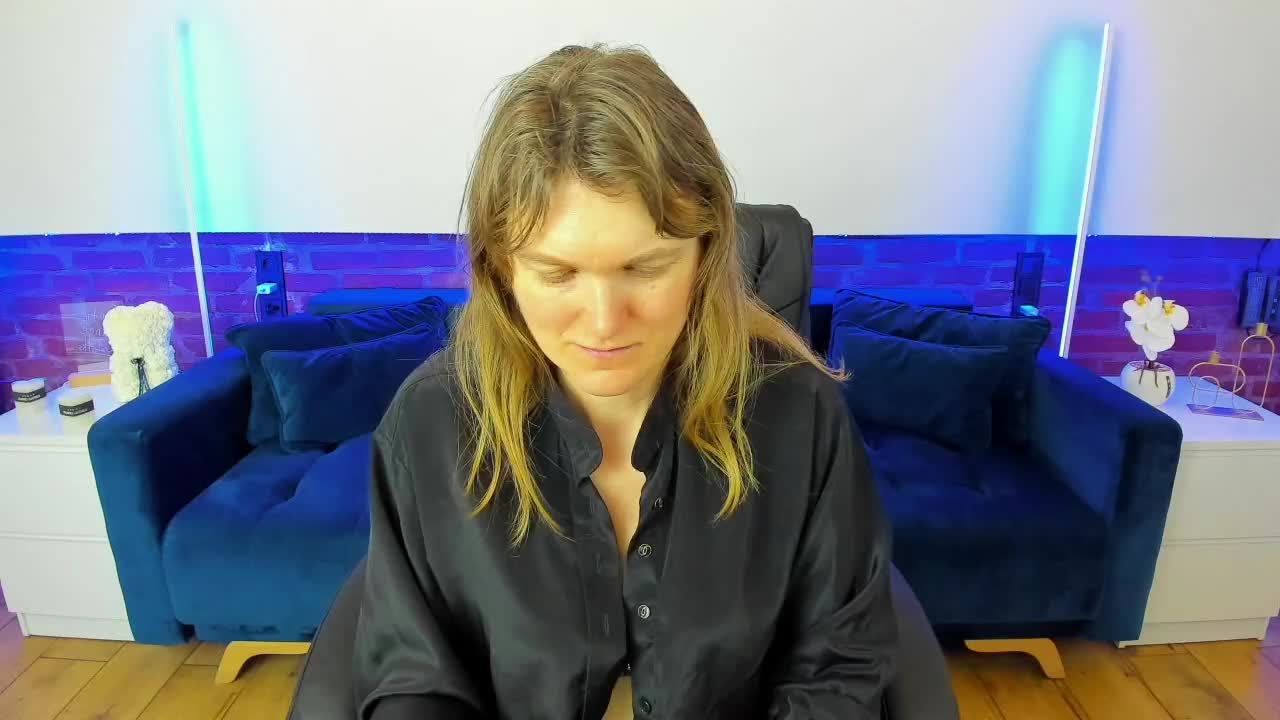 Annabel-xxx Live Sex March 16, 2026