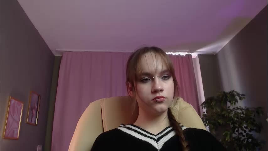 jamie_chung Live Sex March 16, 2026