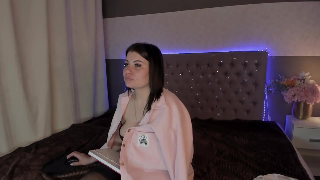 AmandaHope Live Sex March 16, 2026