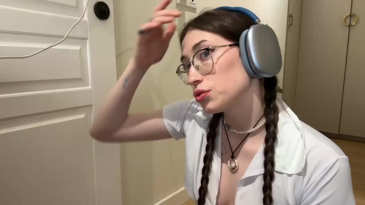 KellyyBeryy Live Sex March 16, 2026