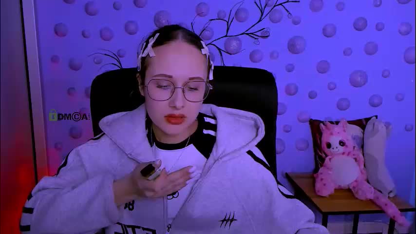 mona_cloud Live Sex March 16, 2026