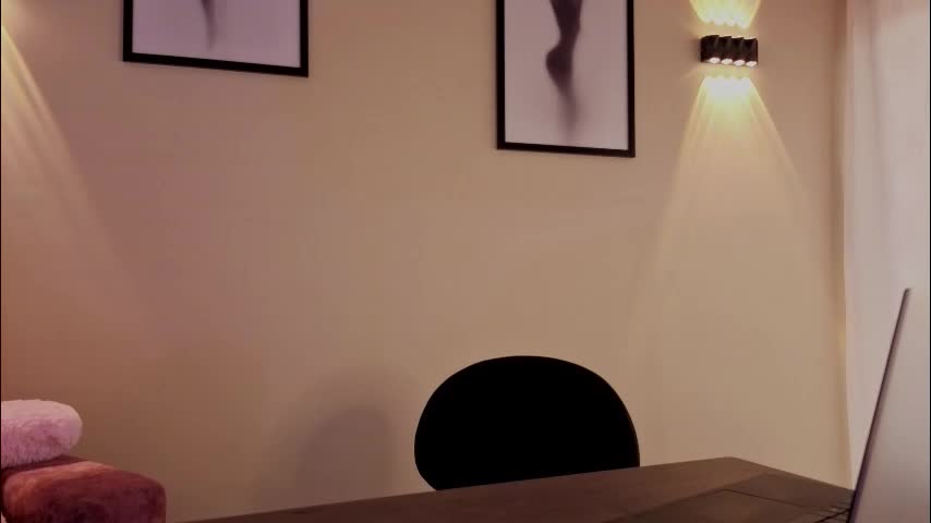 charlote__miller Live Sex March 16, 2026