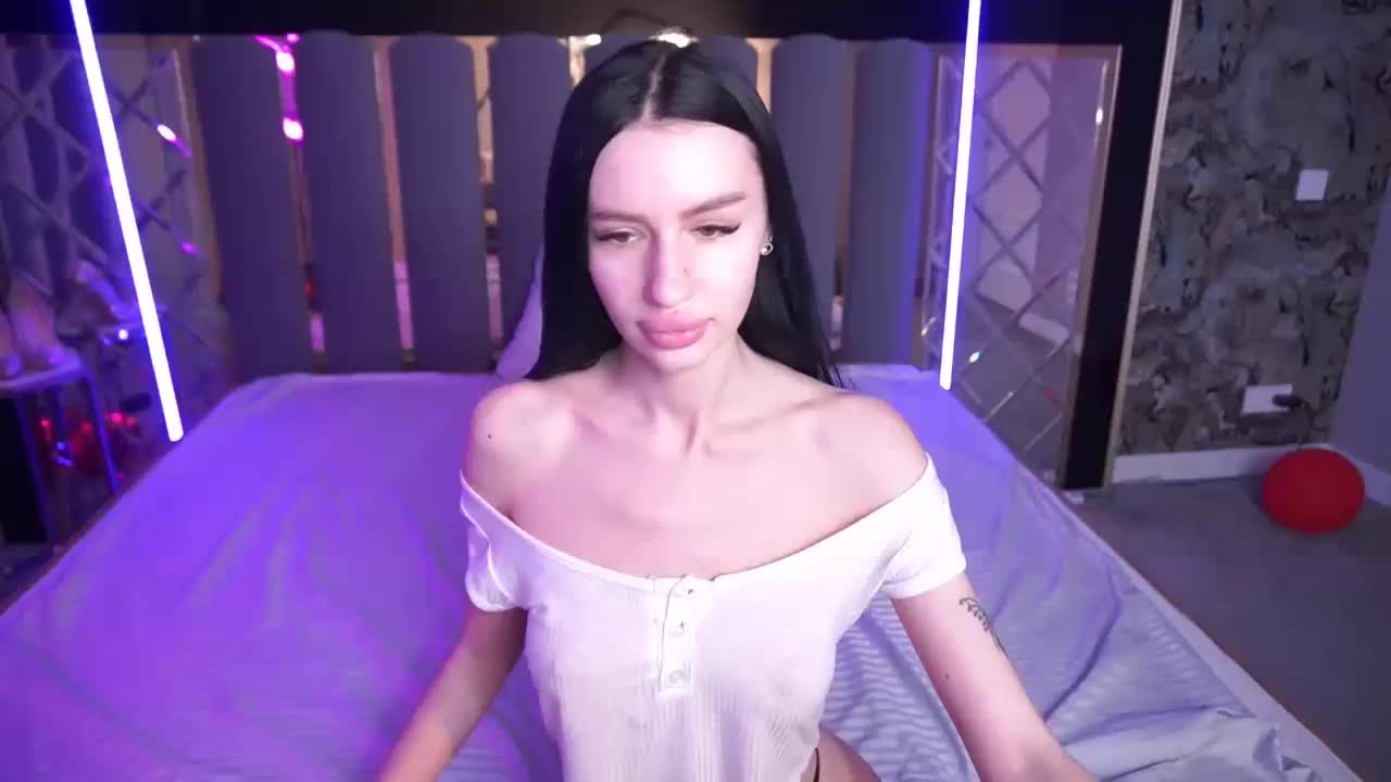 SnowWhiteee Live Sex March 16, 2026