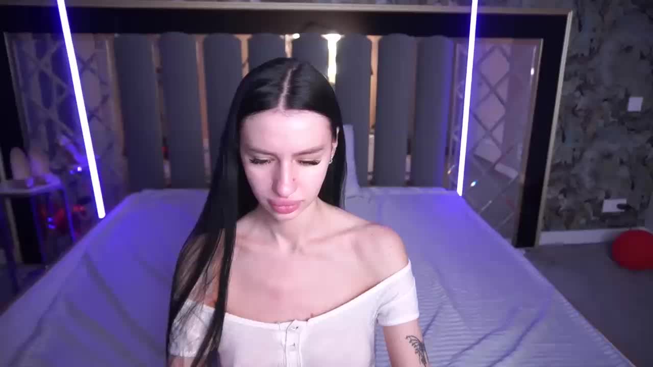 SnowWhiteee Live Sex March 16, 2026