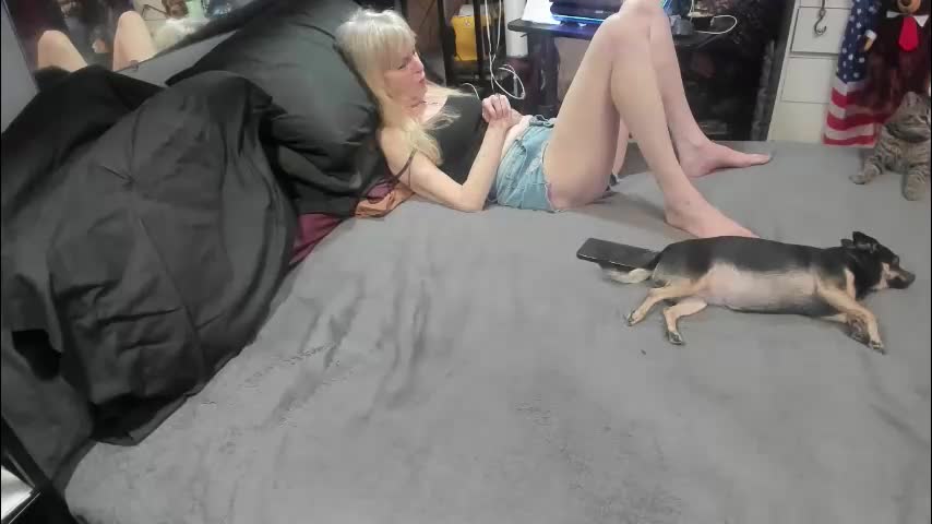 pink_black Live Sex March 16, 2026