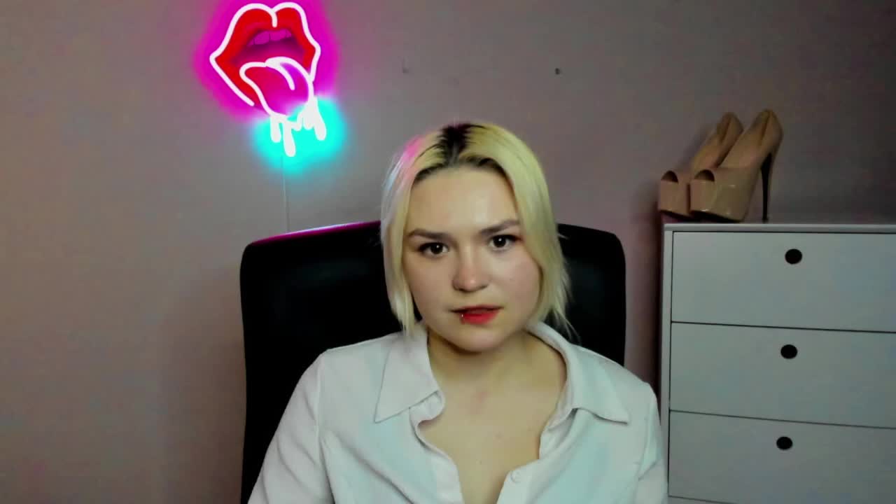 SweetLilyxo Live Sex March 16, 2026