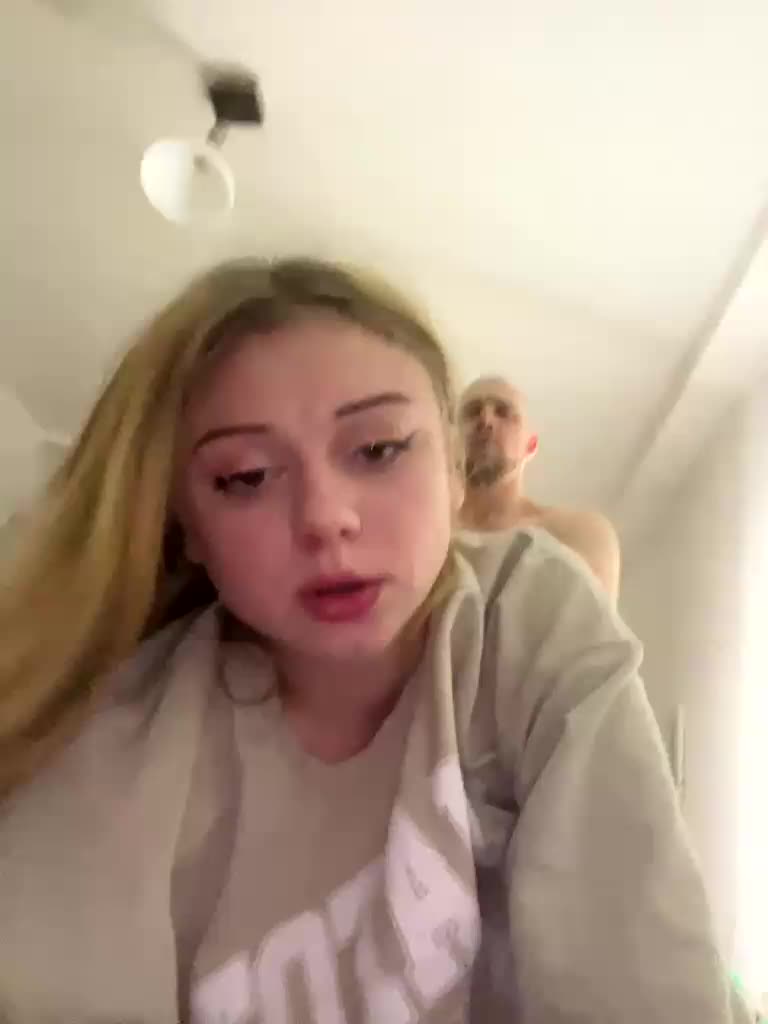 VixyVee Live Sex March 17, 2026