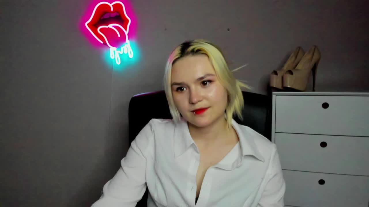 SweetLilyxo Live Sex March 17, 2026