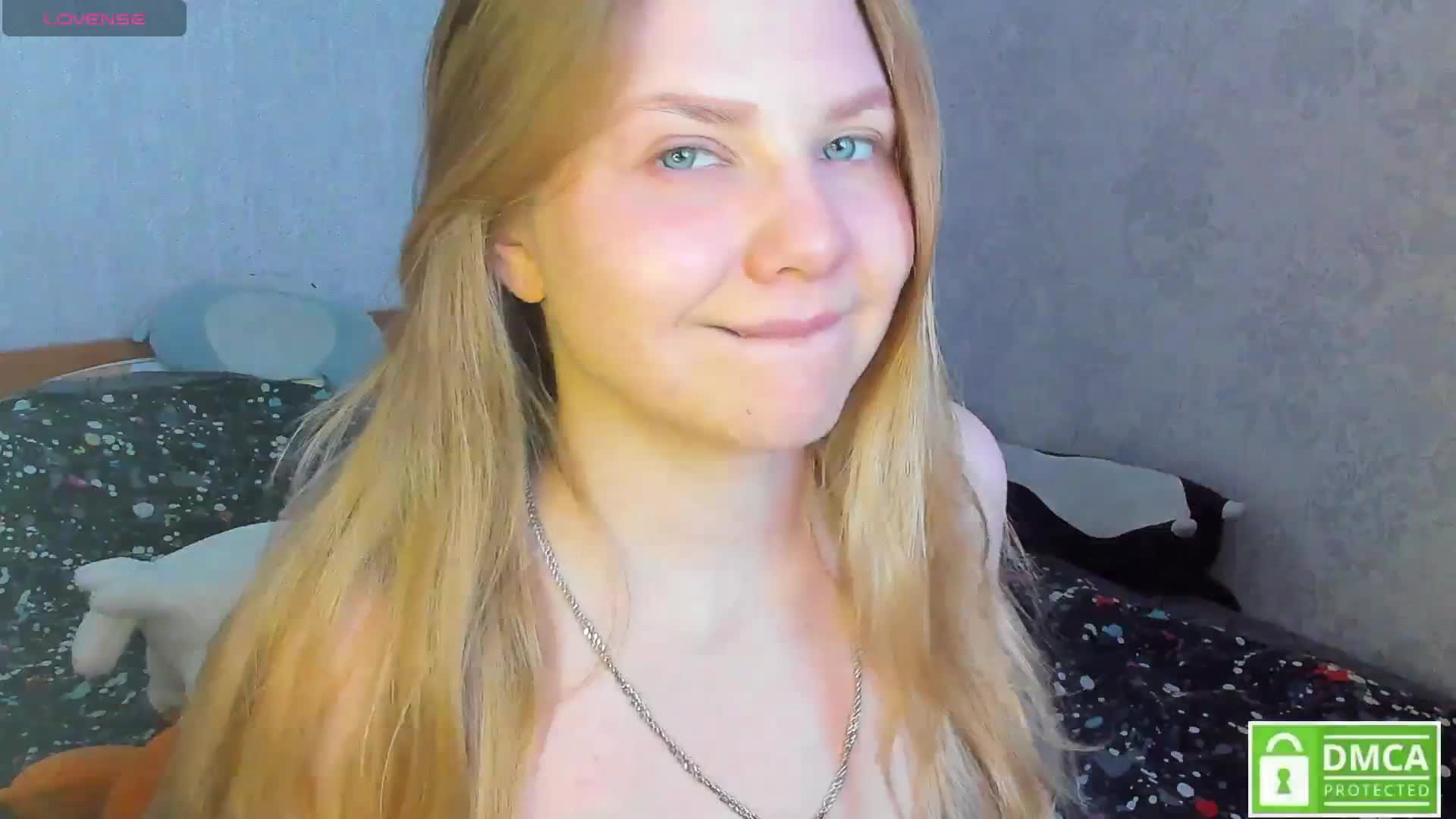 Emma-Frizea Live Sex March 17, 2026