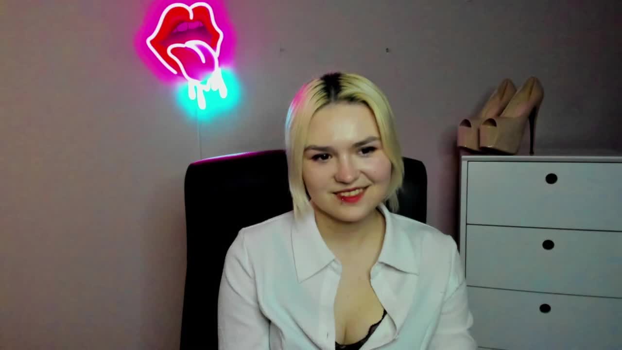 SweetLilyxo Live Sex March 17, 2026