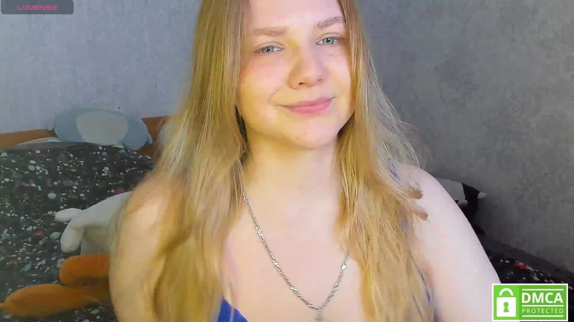 Emma-Frizea Live Sex March 17, 2026