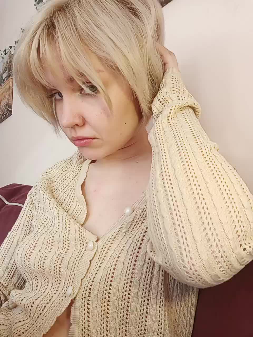 LadyAnny Live Sex March 17, 2026