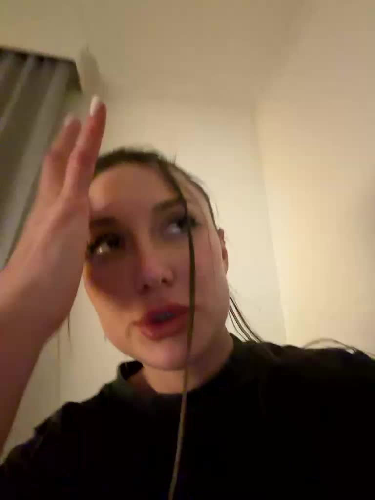 seilyfox Live Sex March 17, 2026