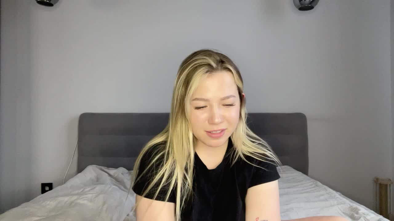 AlyraSun Live Sex March 17, 2026