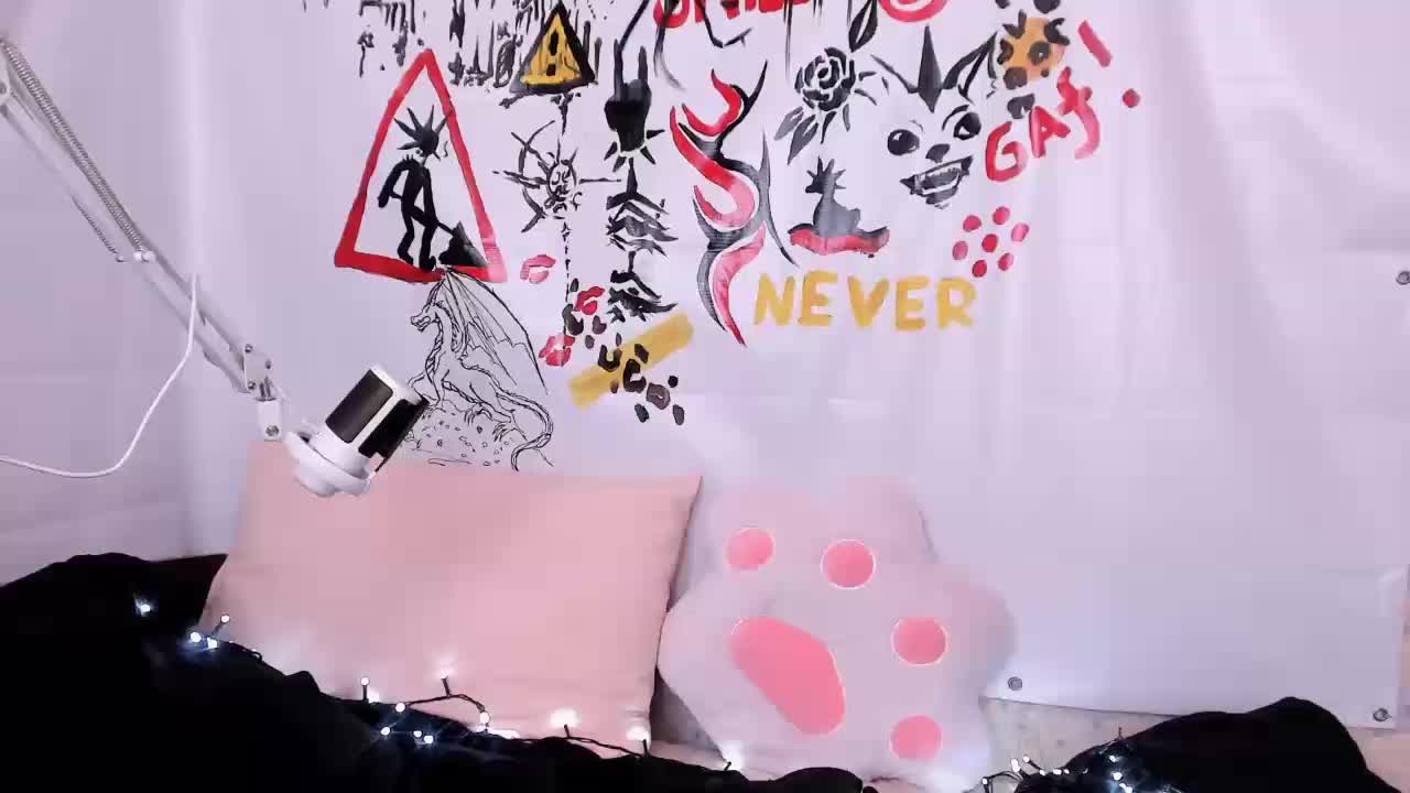 NessaV Live Sex March 17, 2026