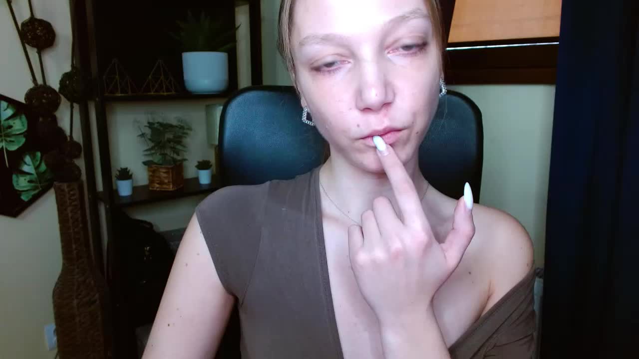 EmillyExtasy Live Sex March 17, 2026