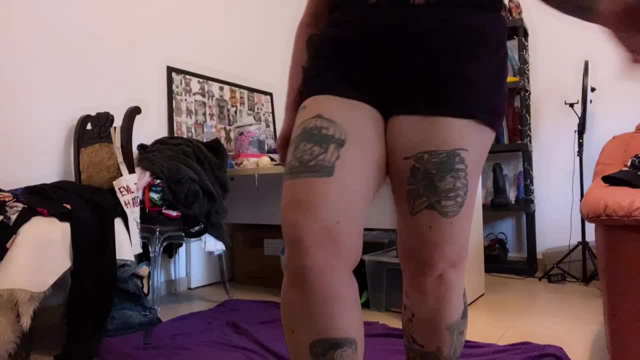 NylonQueen Live Sex March 17, 2026