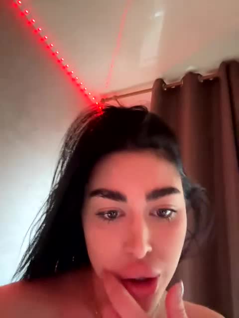 Traxalka666 Live Sex March 18, 2026