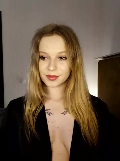 1biscuit1 Live Sex March 18, 2026