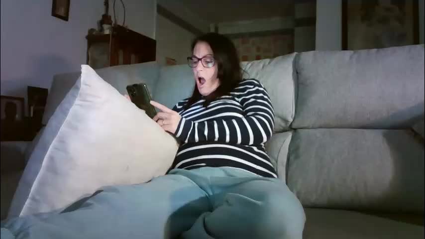 lolahueso Live Sex March 18, 2026