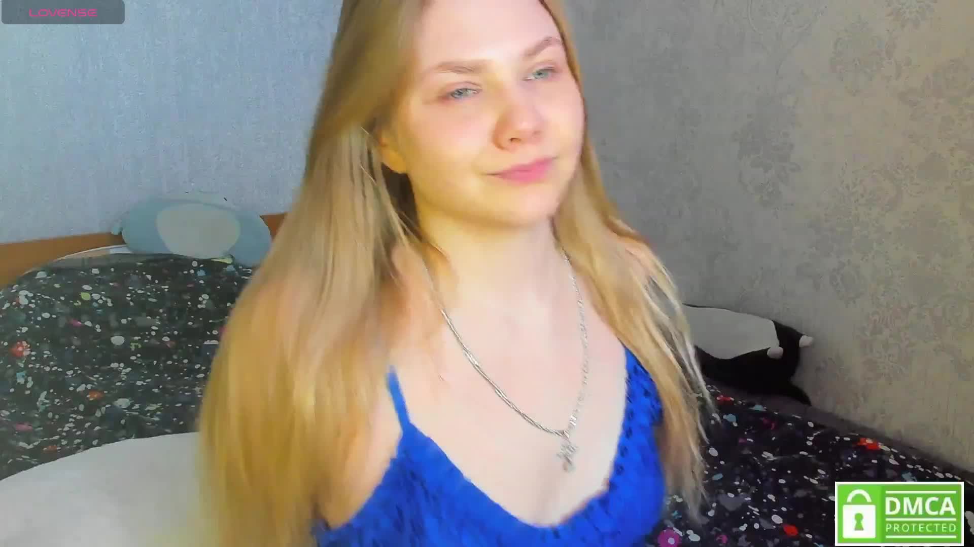 Emma-Frizea Live Sex March 18, 2026