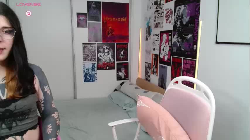 chloe_levine Live Sex March 18, 2026