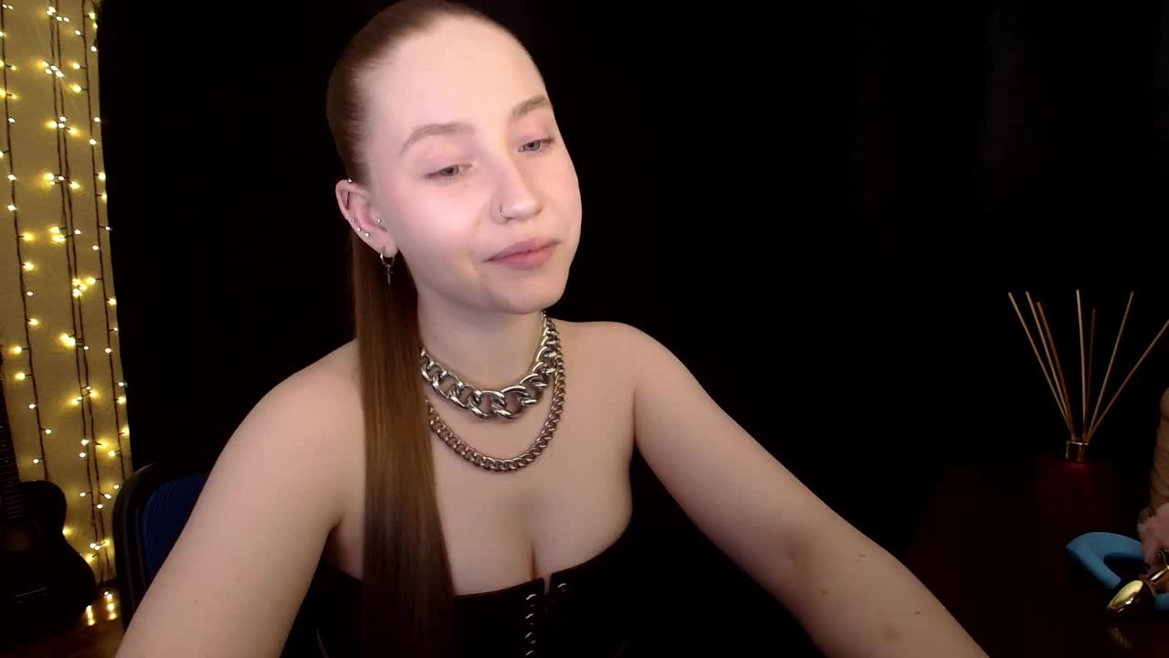 SindiWatson Live Sex March 18, 2026