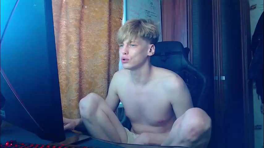 shyredstar Live Sex March 18, 2026