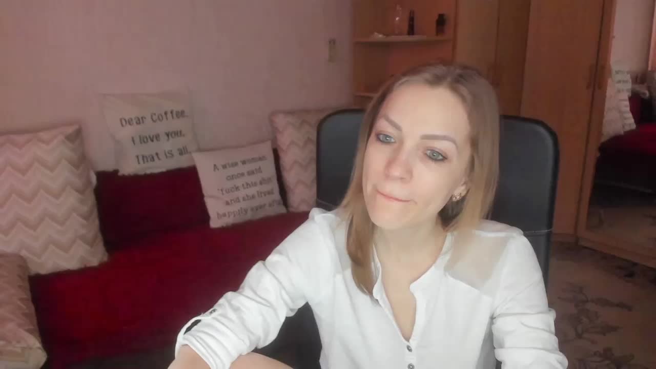 SilviaSweet Live Sex March 19, 2026