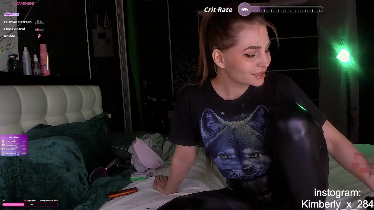 QueenAfina Live Sex March 19, 2026