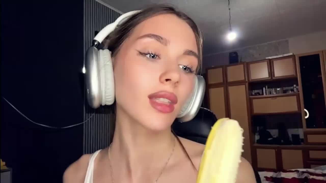 NydiaFuelling Live Sex March 19, 2026