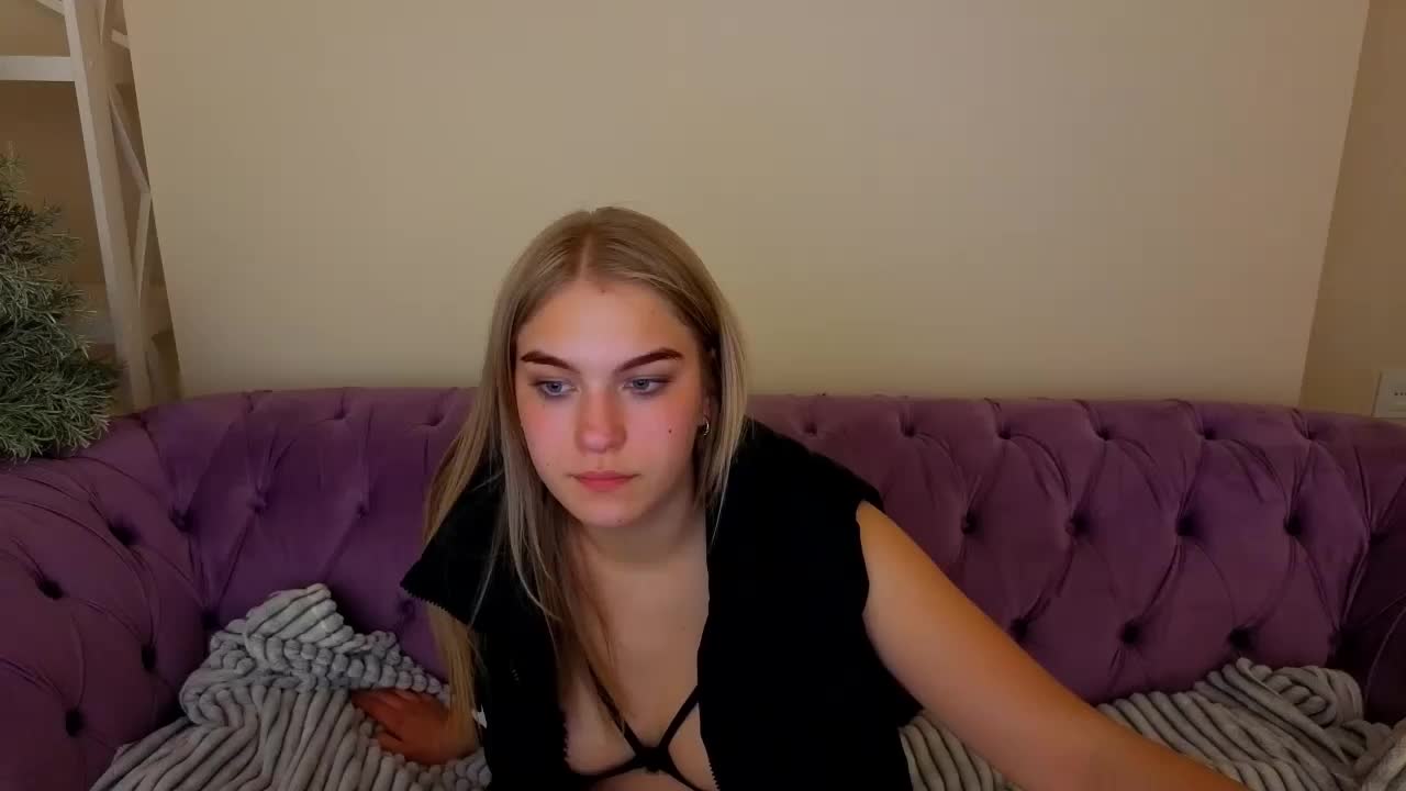 AlinaLemon Live Sex March 19, 2026