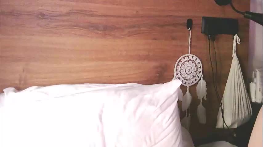 gardens_emmannuelle Live Sex March 19, 2026