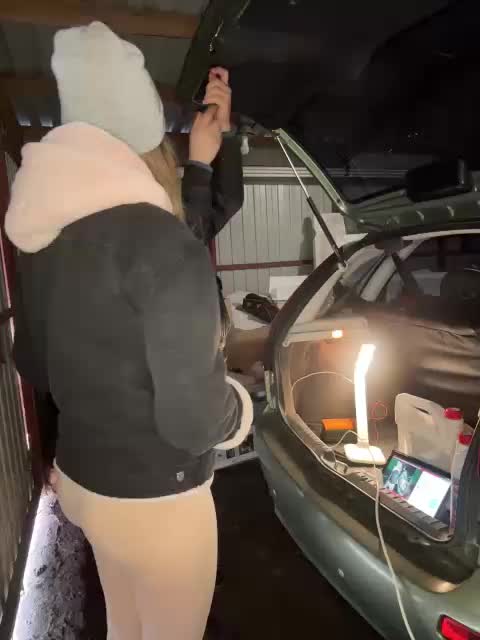 Sun-Moon Live Sex March 20, 2026