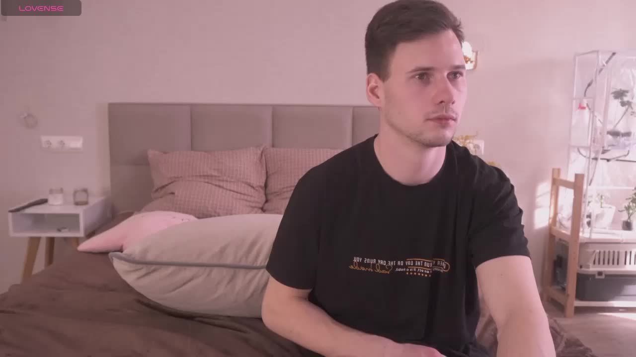 PashaAndMila Live Sex March 20, 2026