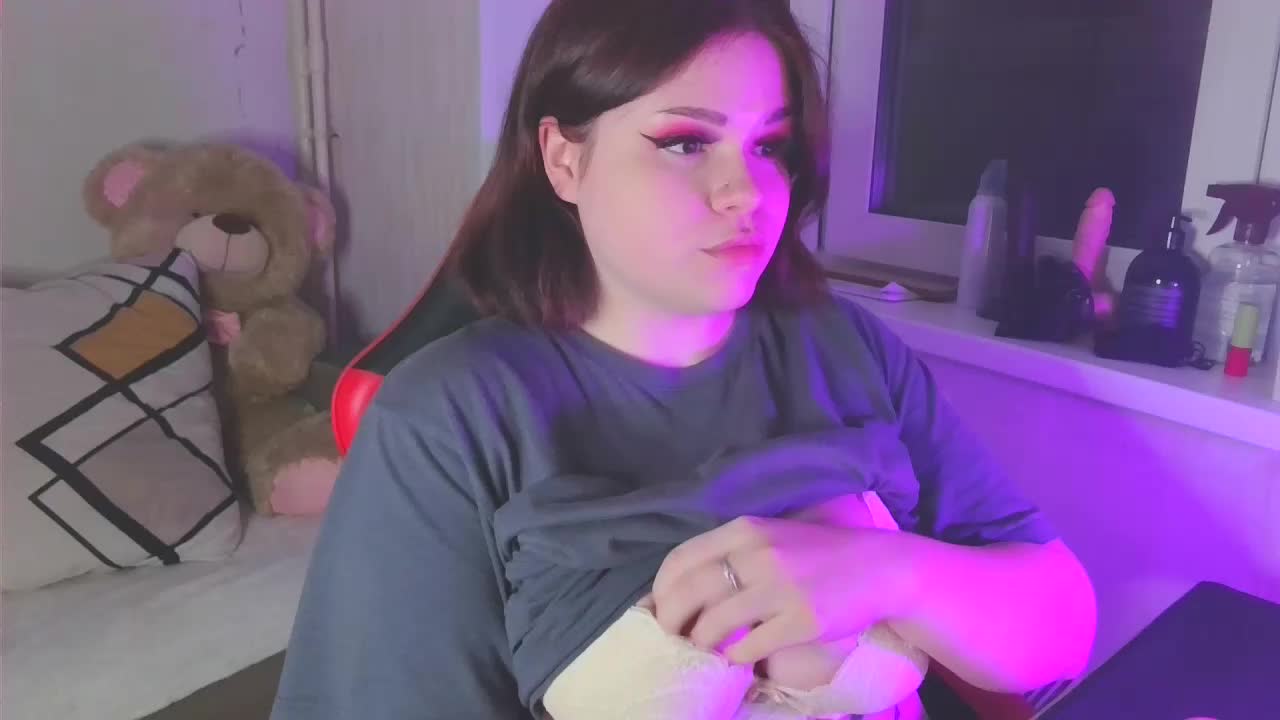 Adelina02 Live Sex March 20, 2026