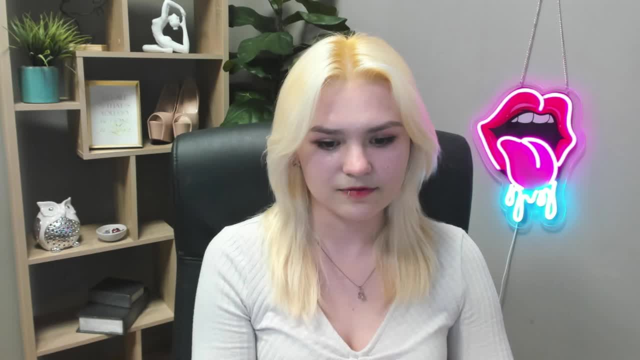 SweetLilyxo Live Sex March 20, 2026