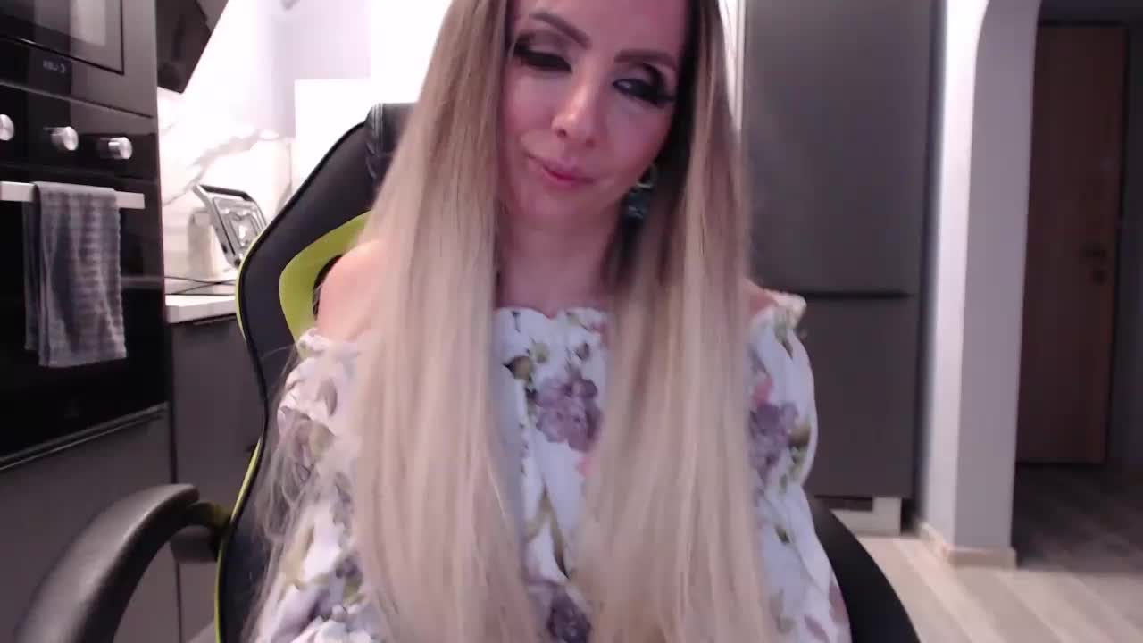blondalina Live Sex March 22, 2026