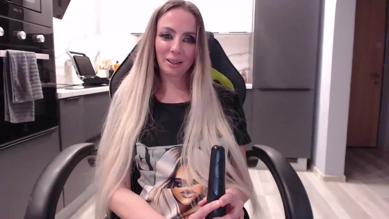 blondalina Live Sex March 22, 2026