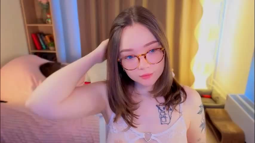 milly_saint Live Sex March 22, 2026