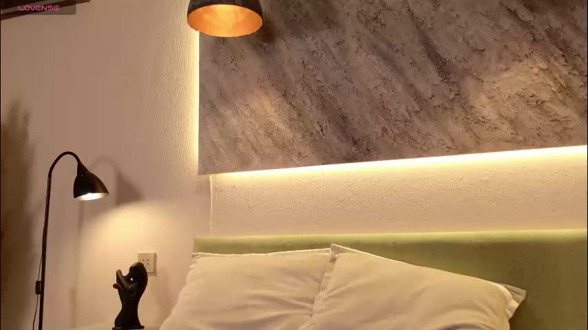aurora_radiance Live Sex March 22, 2026