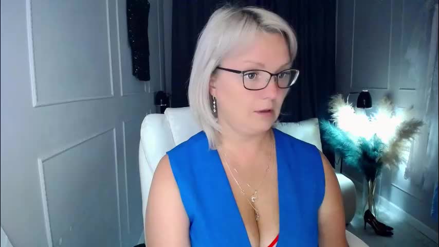 emmmam Live Sex March 22, 2026
