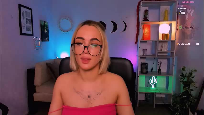 veronica_bubble Live Sex March 22, 2026