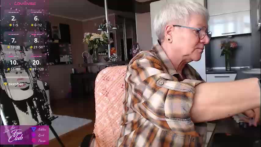 roxana_brooks Live Sex March 22, 2026