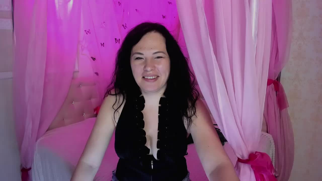 VictoriaPanther Live Sex March 23, 2026