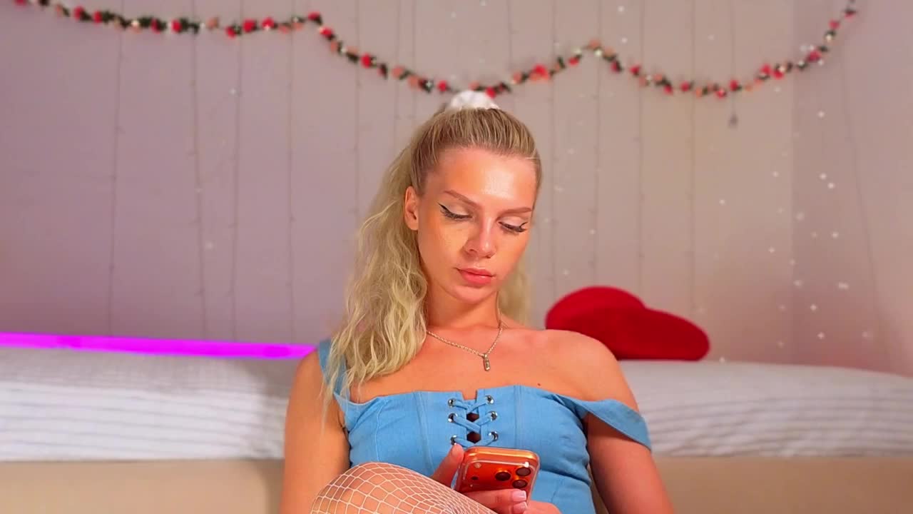 NicoleHampton Live Sex March 23, 2026