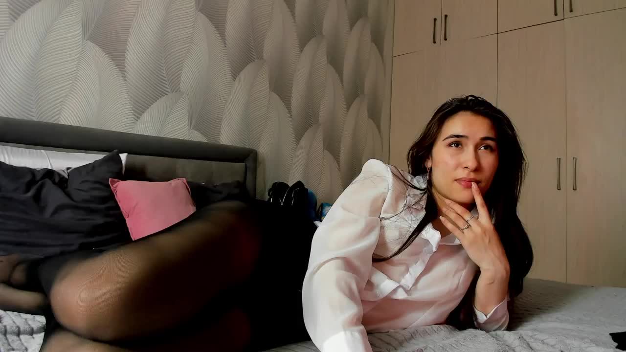 Bambiiiii Live Sex March 23, 2026